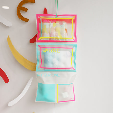 TRAVEL POUCH - COLORFUL LINING