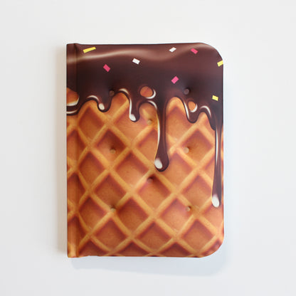 DREAMI PASSPORT CASE - WAFFLE CHOCO